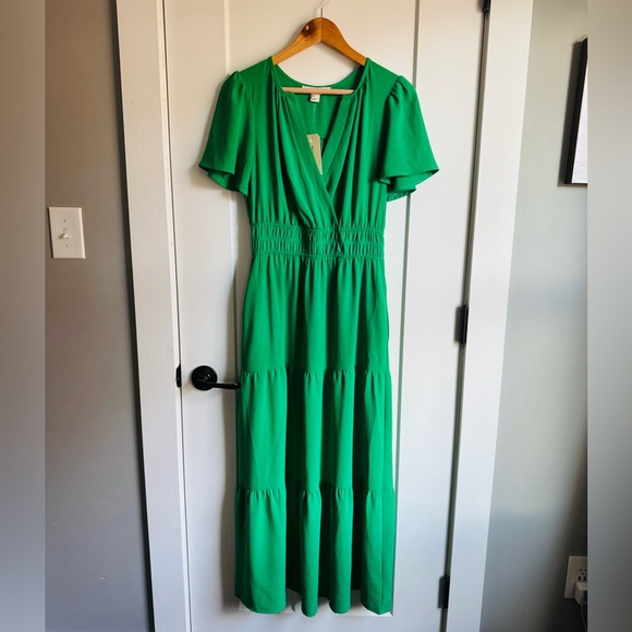 Monteau Los Angeles Dresses & Skirts - NWT Monteau Long Green Maxi Dress Small